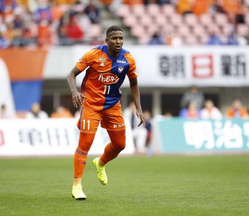 Novo reforço da Ponte Preta, Thalles defendeu o Albirex Niigata-JAP na última temporada