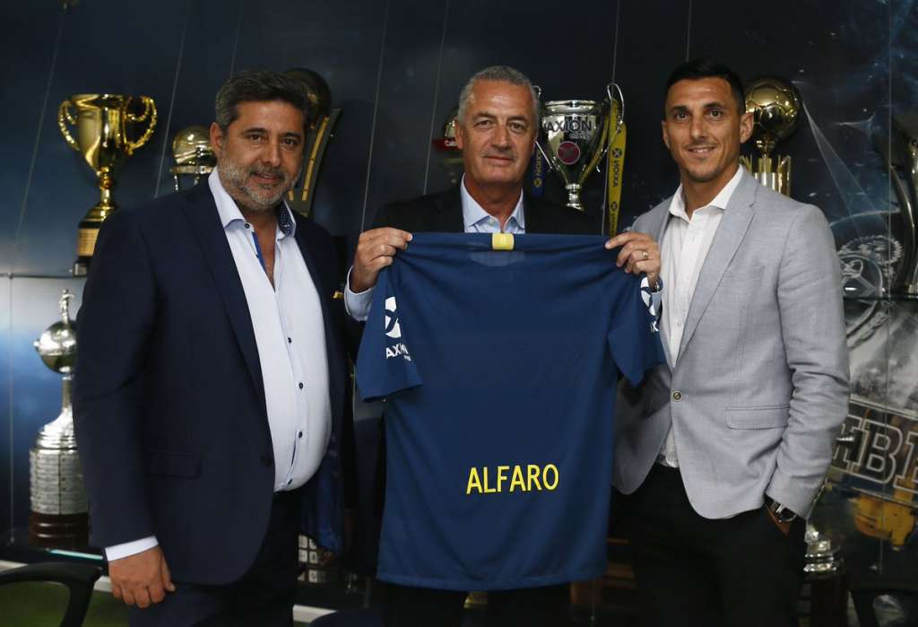 Alfaro é o novo técnico do Boca Juniors