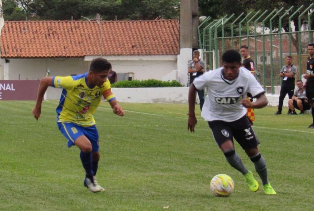 O Botafogo ficou no empate com o Horizonte na cidade de Franca