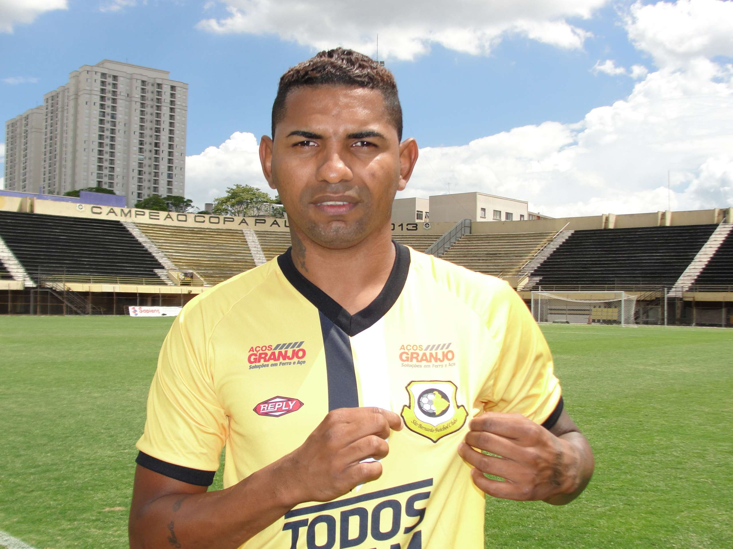 Paulista A2: São Bernardo apresenta volante vindo por empréstimo de rival do ABC