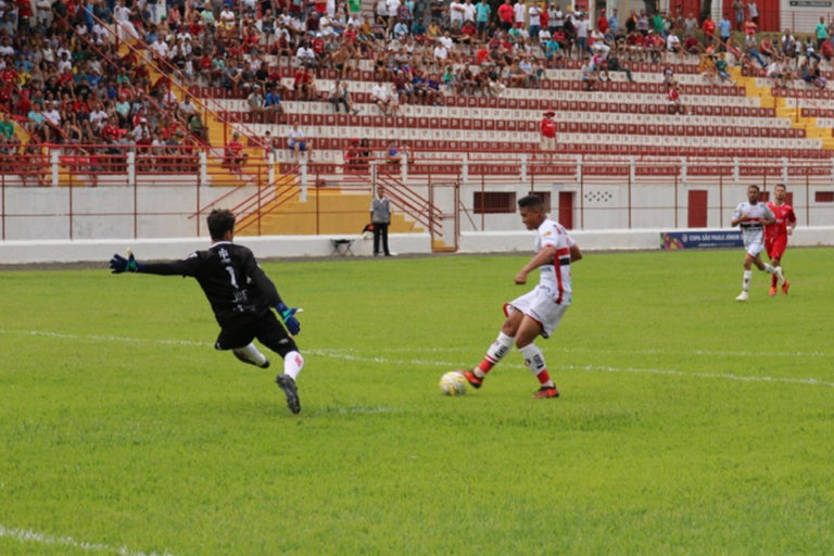 Luto! Homem sofre infarto e morre durante jogo da Copa SP em Itapira