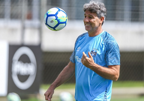 Gaúcho: Técnico do Grêmio vai passar por cirurgia no coração neste sábado