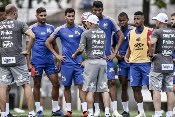 Com voltas de Derlis e Sánchez, Santos encerra exames da pré-temporada