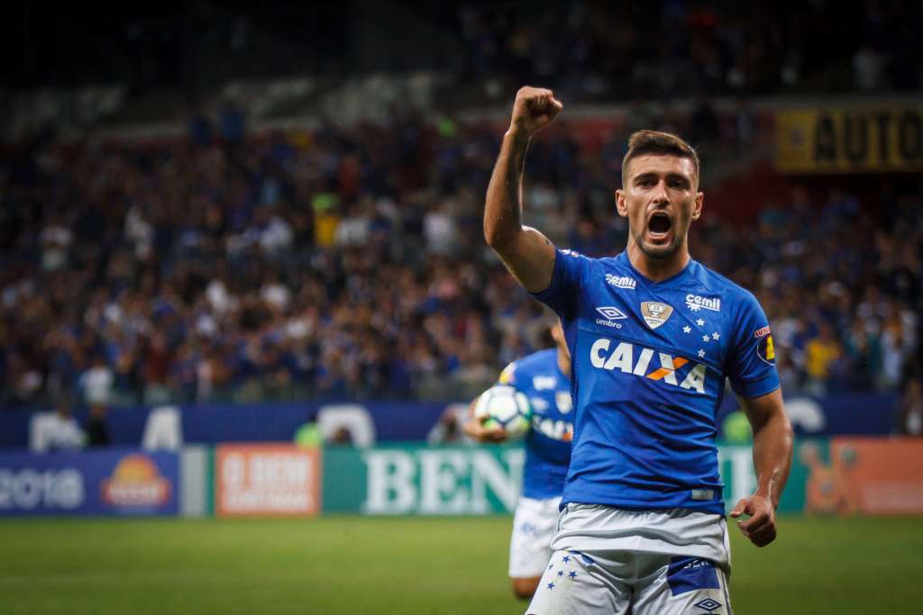Vice do Cruzeiro, Itair Machado, revelou que deseja continuar com o meia Arrascaeta, que tem contrato até o fim de 2021 Vice do Cruzeiro, Itair Machado, revelou que deseja continuar com o meia Arrascaeta, que tem contrato até o fim de 2021
