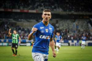 Flamengo acerta contratação do atacante Gabigol e do meia Arrascaeta