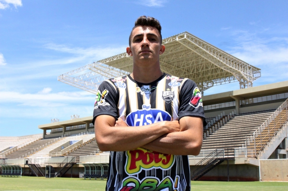 Paulista A2: Votuporanguense confirma contratação de lateral revelado no São Paulo