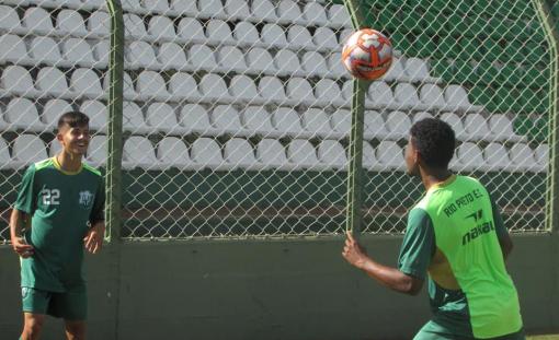 Paulista A3: Rio Preto anuncia pacotão com goleiro Gustavo, lateral-direito Felipe e atacantes Sávio e Robinho; ex-atacante do Palmeiras, Max Pardalzinho está fora da estreia