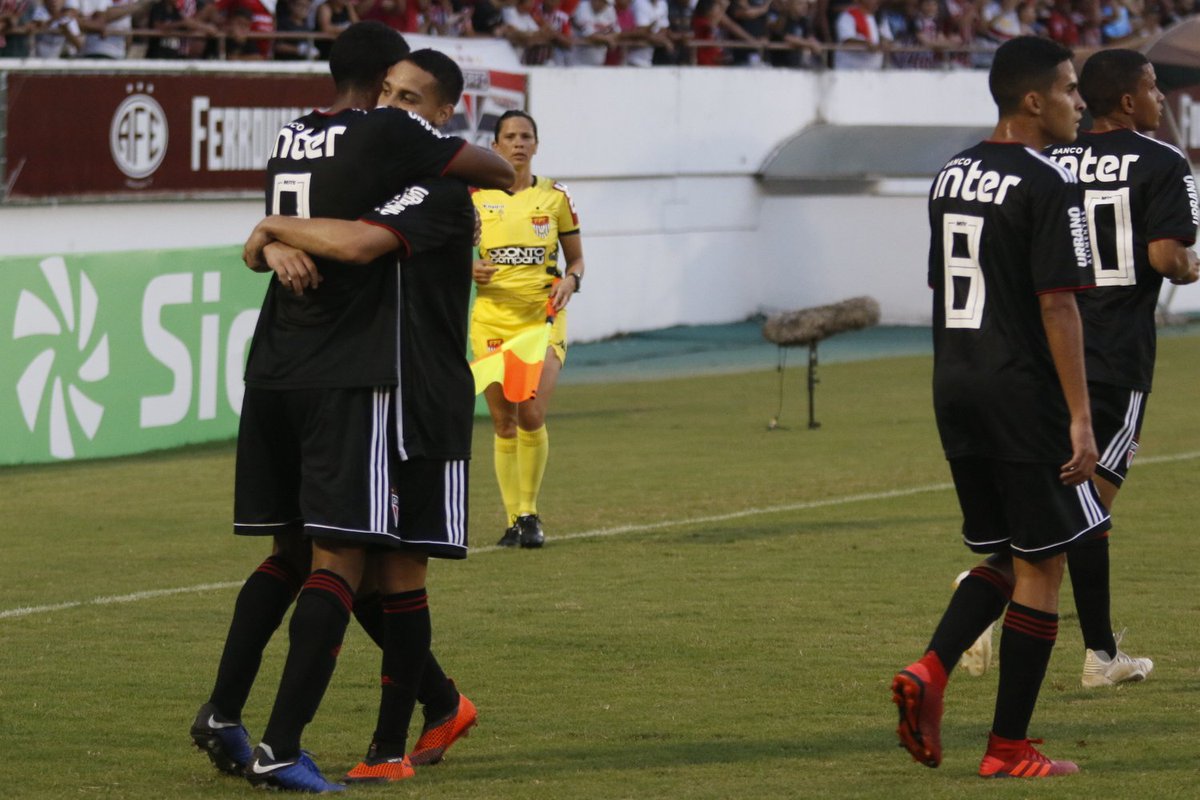 ​COPA SP: Atacante brilha com hat-trick e São Paulo vence Rio Claro sem sustos