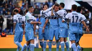 COPA DA ITÁLIA: Lazio avança em jogo marcado por cantos racistas