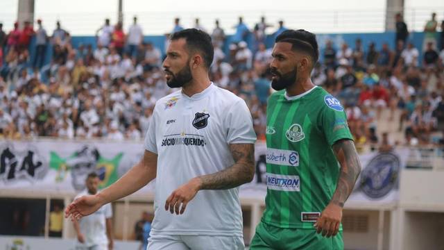 POTIGUAR: ABC peca nas bolas paradas e é surpreendido pelo Palmeira de Goianinha