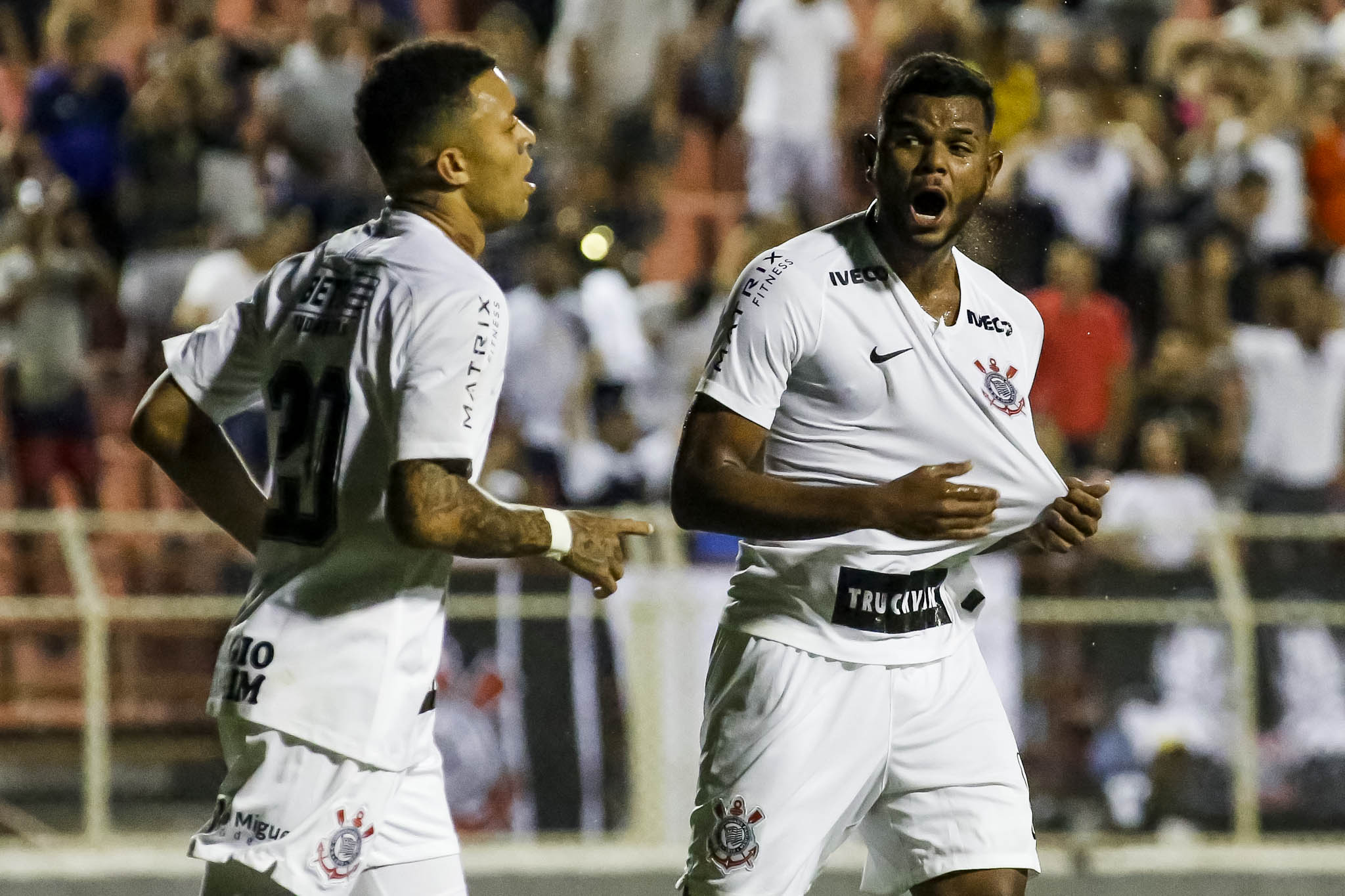 COPA SP: Maiores campeões, Corinthians e Flu buscam vaga às oitavas