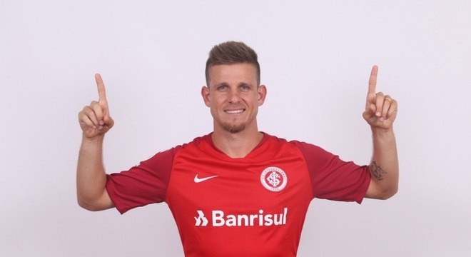 Gaúcho: Reforço do Inter, Galdezani rompe ligamento do joelho e para por sete meses