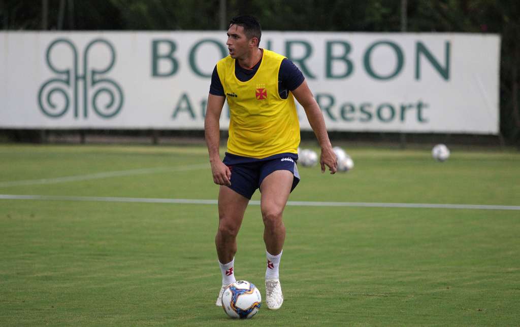 O lateral Danilo Barcelos foi um dos reforços anunciados pelo Vasco da Gama