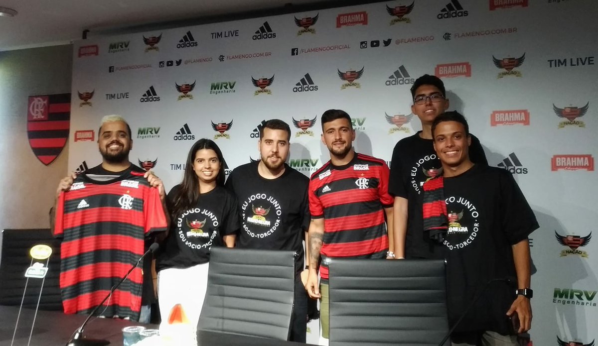 Carioca: Uruguaio Arrascaeta veste camisa 14 do Flamengo e avisa: ‘Desafio é ganhar tudo’