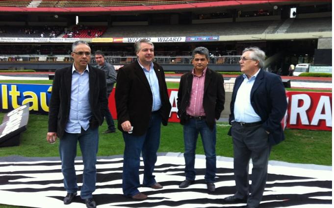 Chapecoense encerra novela e contrata ex-técnico da Seleção Brasileira