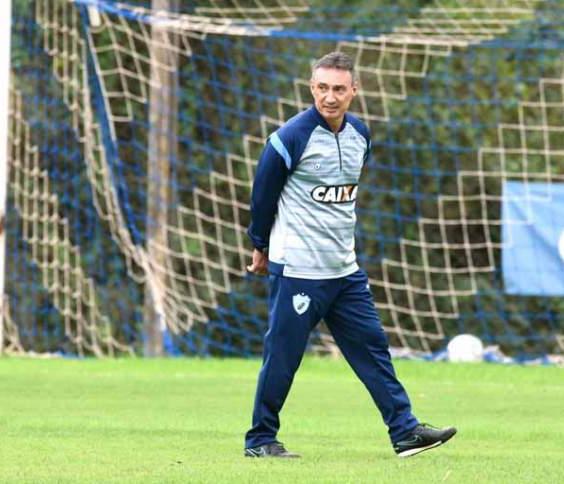 Roberto Fonseca - Foto: Gustavo Oliveira/Londrina Esporte Clube 