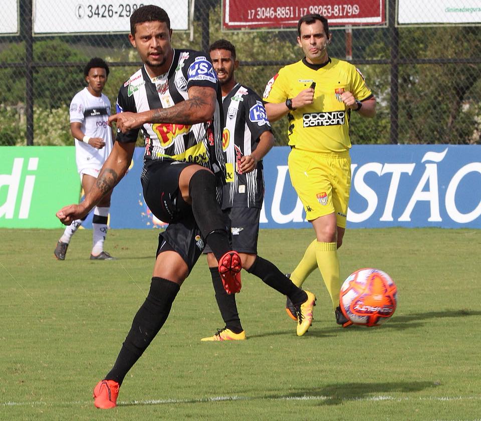 Portuguesa Santista vence Votuporanguense pelo Paulista A2