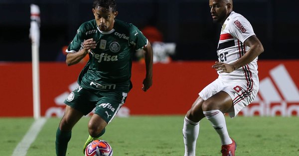 Diretor do Palmeiras defende que áudios do VAR sejam divulgados