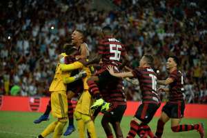 Carioca: Auxiliar e jogadores do Fla dedicam título da Taça Rio a Abel Braga