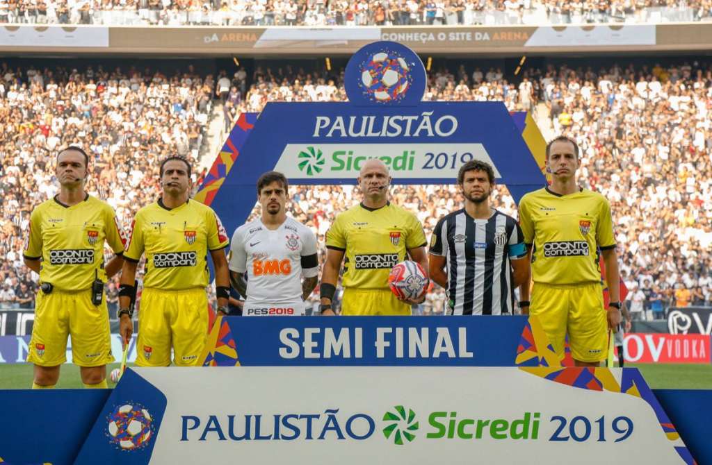 Victor Ferraz confia em virada do Santos no Pacaembu: 'Será a nossa vez'