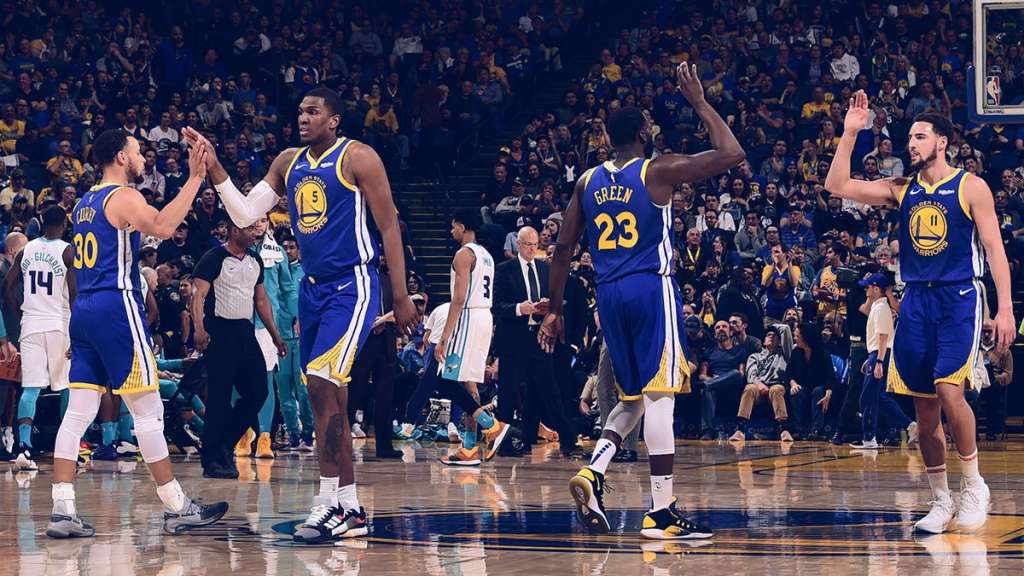 Golden State Warriors bate o Charlotte Hornets e garante título de divisão