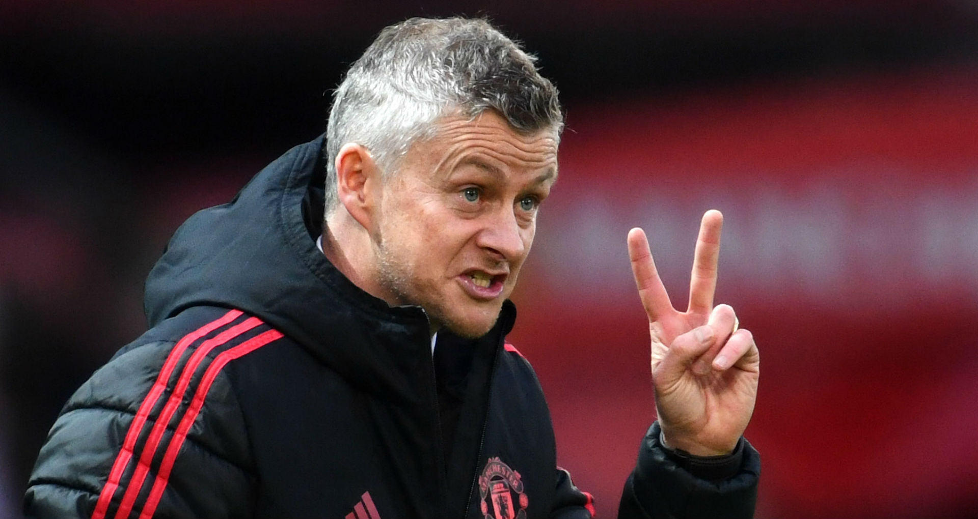 Inglês: Solksjaer nega ida de Pogba ao Real Madrid: ‘Ele está feliz no United’