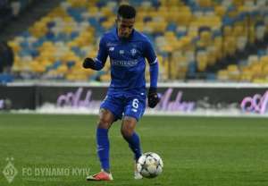 São Paulo oficializa contratação de ex-volante do Palmeiras