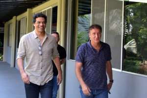 Cuca começa a trabalhar no CT do São Paulo e tem longa conversa com Mancini