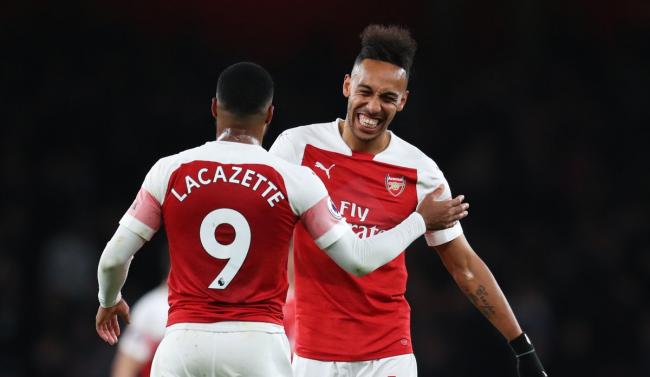 INGLÊS: Arsenal bate Newcastle, ultrapassa Tottenham e United e assume 3º lugar