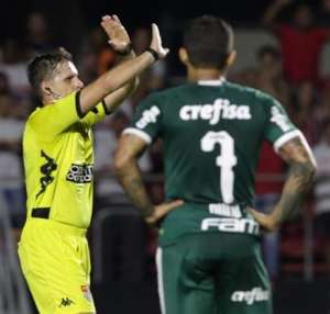 Só o Corinthians venceu nos jogos de ida das semifinais do Paulistão