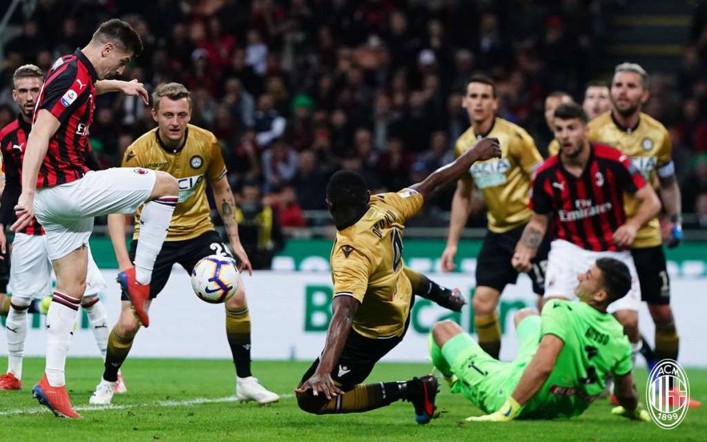 Paquetá machuca o tornozelo no empate do Milan com o Udinese no San Siro