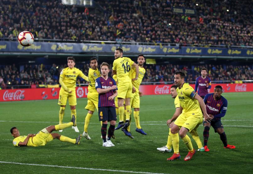 ESPANHOL: Messi marca golaço e Suárez evita derrota do Barcelona no fim