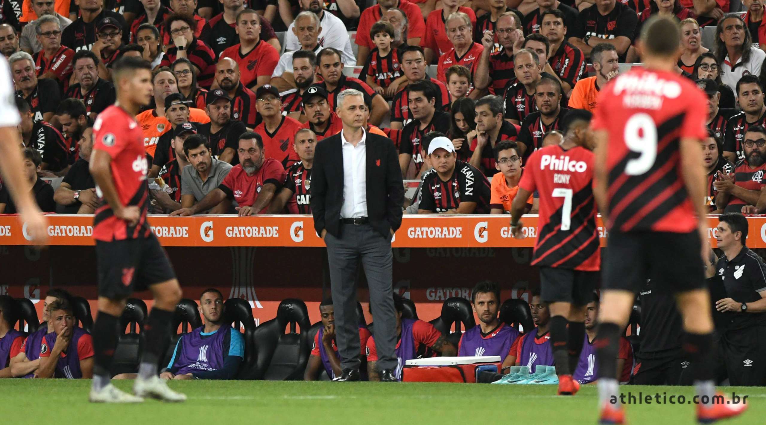 Libertadores: Tiago Nunes destaca ‘noite mágica’ do Athletico contra o Boca Juniors