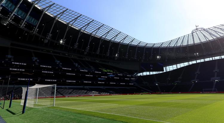 Tottenham inaugura novo estádio