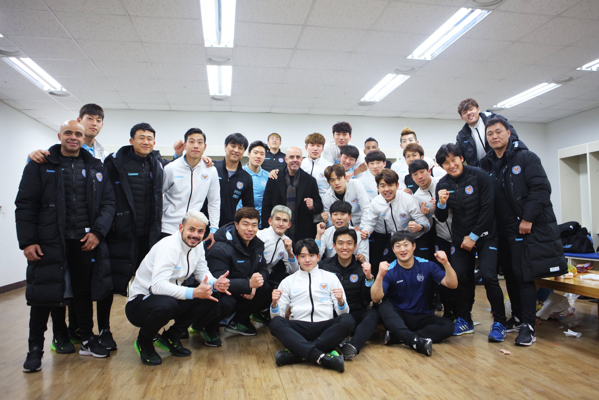 Daegu FC, de André Gaspar, vence sem dificuldades e cola na liderança