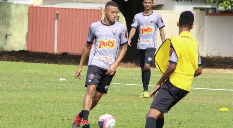 Sport acerta com volante que disputou o Paulista A2