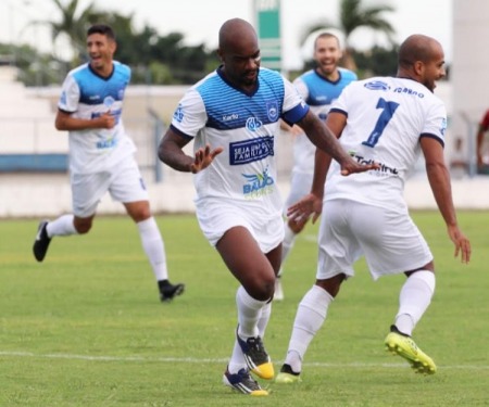 Elton Marins garantiu a vitória rio-clarensse. (Foto: Divulgação / CasaSoccer)