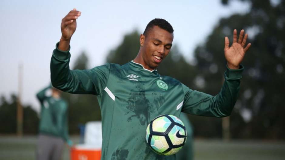 Chapecoense acerta empréstimo de Luiz Otávio ao Botafogo-SP