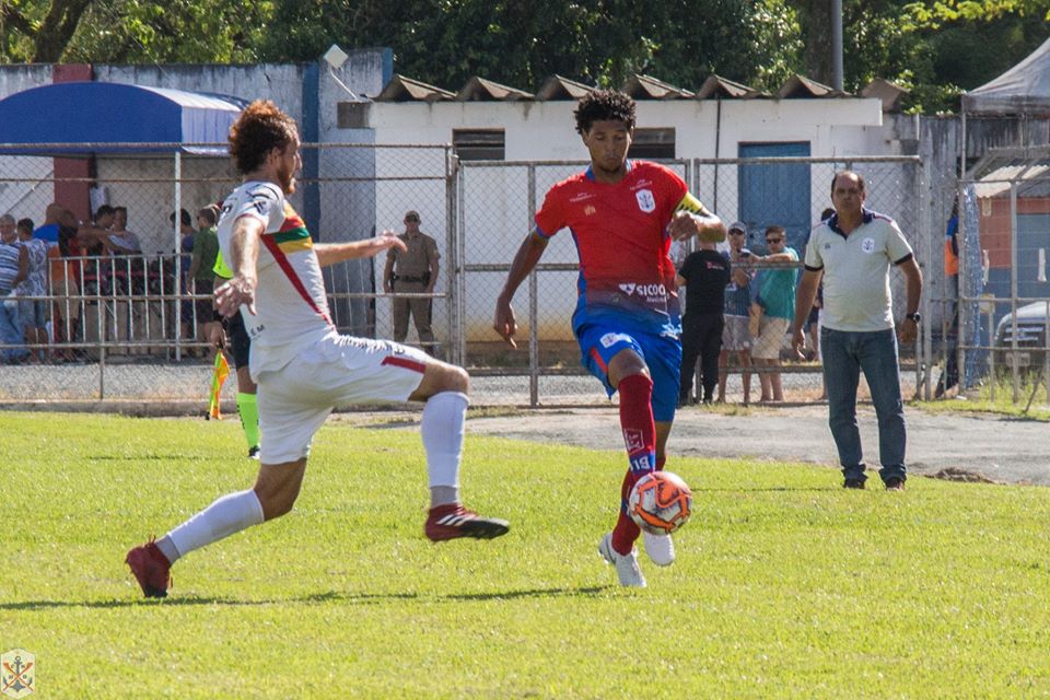Catarinense: Mesmo com vitória, Waguinho Dias lamenta eliminação na fase de grupos