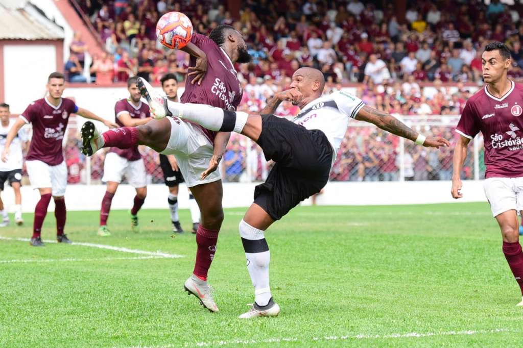 Macena foi decisivo para o XV de Piracicaba. (Foto: Michel Lambstein / XV de Piracicaba)