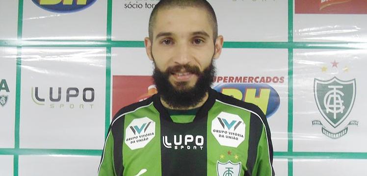 Tony e Fellipe Mateus, meias da Ferroviária, assinam com o Figueirense
