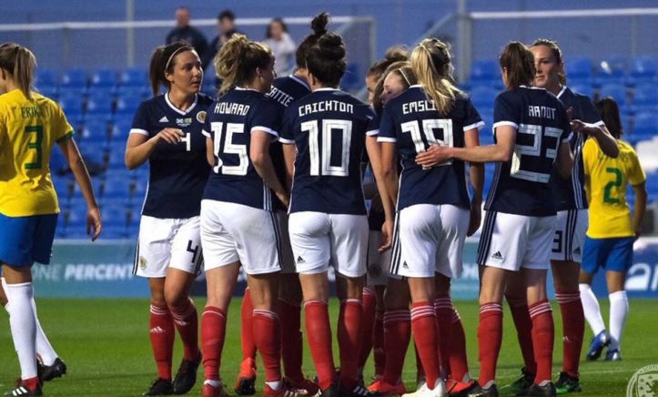 Seleção feminina perde da Escócia e soma nove derrotas seguidas antes de Mundial