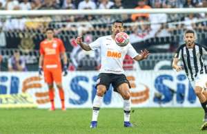 Andrés diz que gramado da arena passará por reforma de 30 dias após o Paulistão