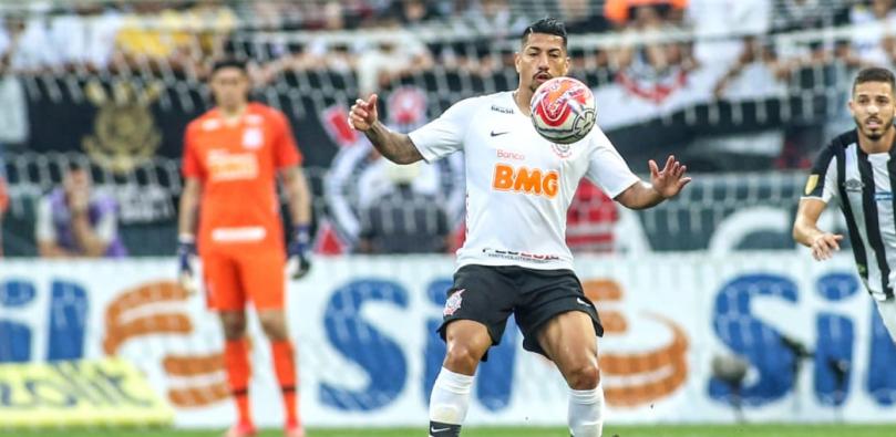 Andrés diz que gramado da arena passará por reforma de 30 dias após o Paulistão