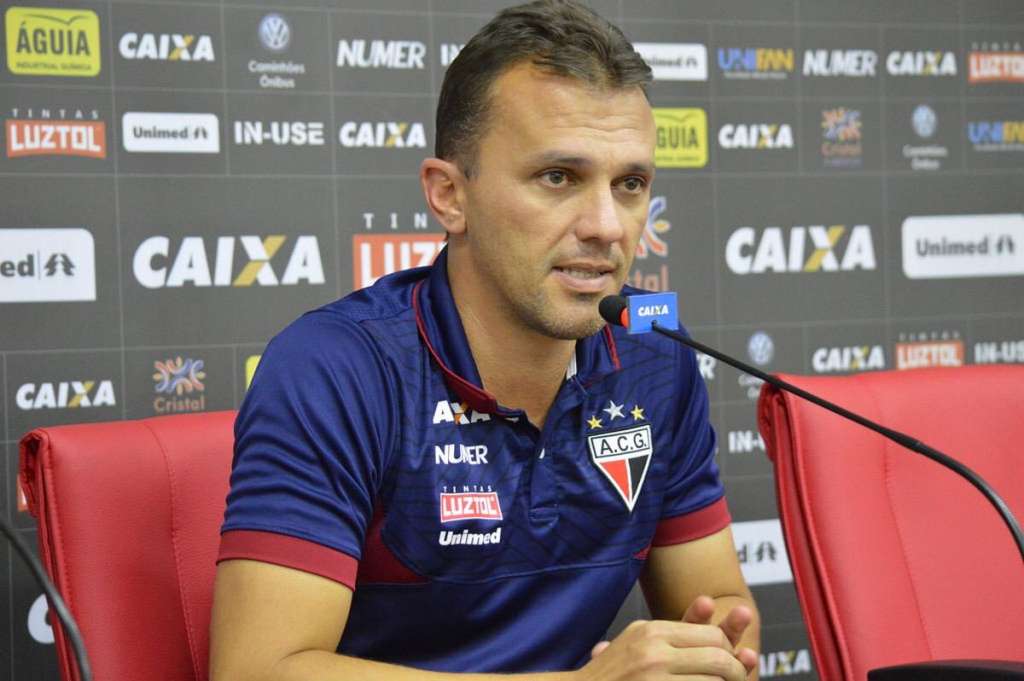 Sanches teve desempenho suficiente para garantir o Atlético-GO na Série A em 2017