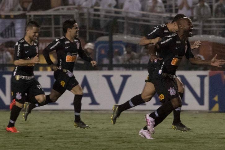 Carille tenta acalmar ânimos e colocar Gustavo novamente no caminho das redes