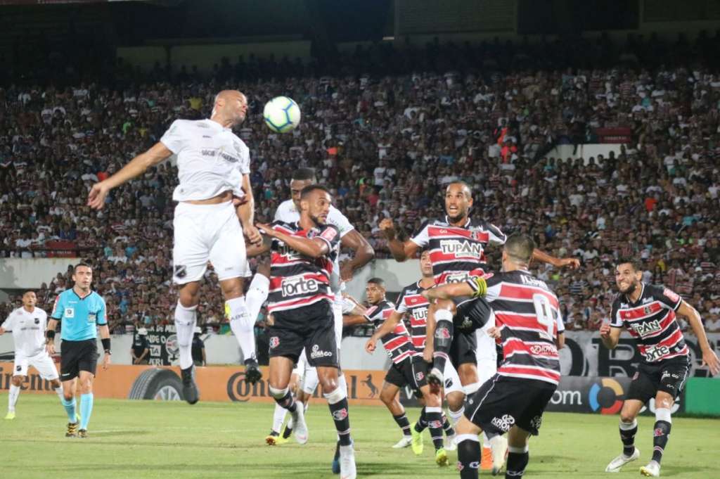 O Santa Cruz foi superior durante todo o jogo e mereceu a vitória sobre o ABC (Foto: Andrei Torres/ABC)