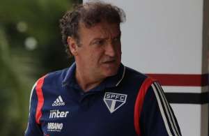 Técnico do São Paulo pede para torcedores serem bom anfitriões com o Corinthians