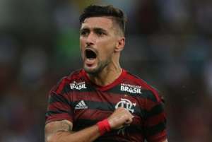 Arrascaeta exalta confiança que Abel tem nele e força ofensiva do Fla para final