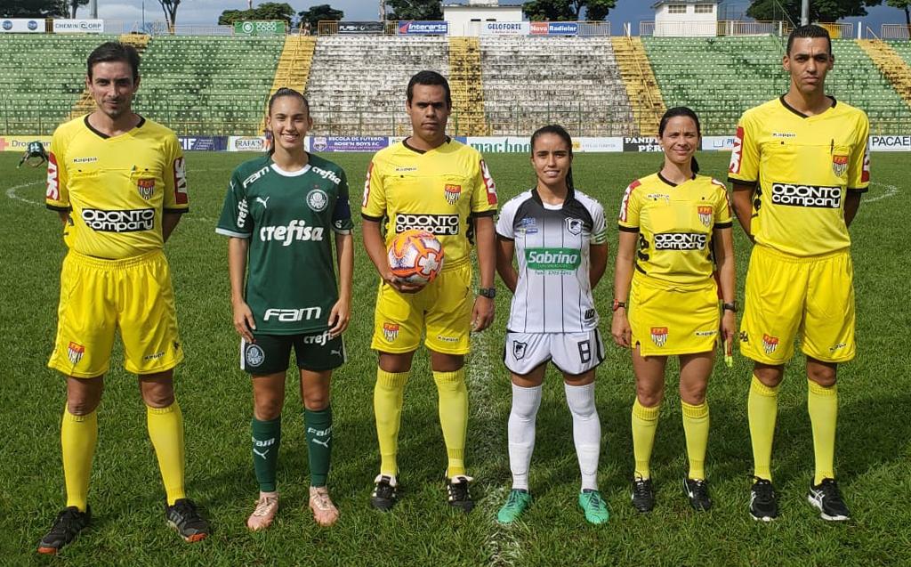 Palmeiras vence Inter Franca e assume vice-liderança